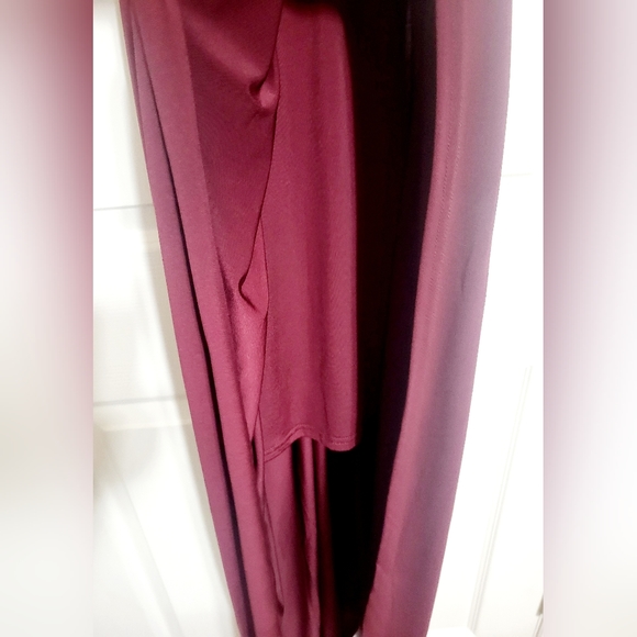 NWOT VENUS BURGUNDY DRAPE DRESS - Picture 3 of 8
